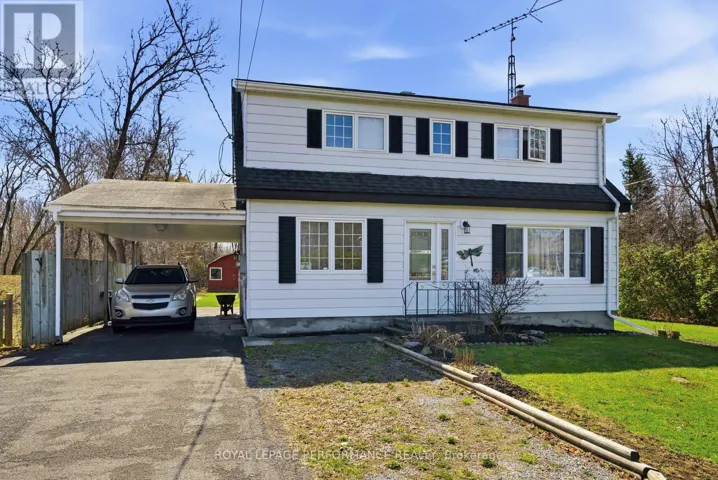 17370 HEADLINE ROAD, South Stormont, Ontario K0C1P0