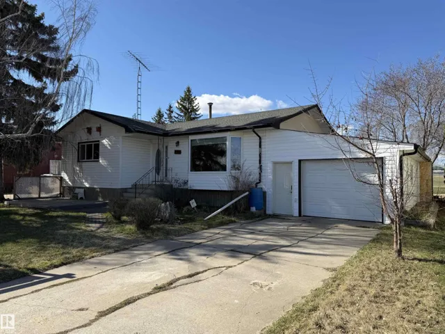 4706 54 AV, Barrhead, Alberta T7N1K9
