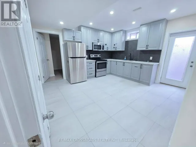 BASEMENT - 14 SCHOOLBRIDGE STREET, Ajax (Northwest Ajax), Ontario L1T4Z2