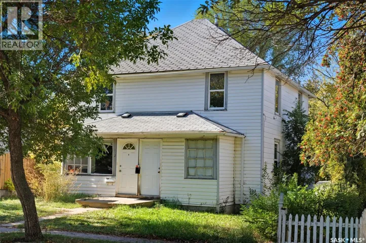 1121 108th STREET, North Battleford, Saskatchewan S9A2B1