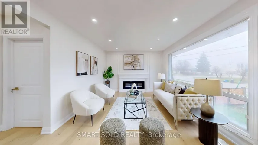 439 FERNLEIGH CIRCLE N, Richmond Hill (Crosby), Ontario L4C1E5
