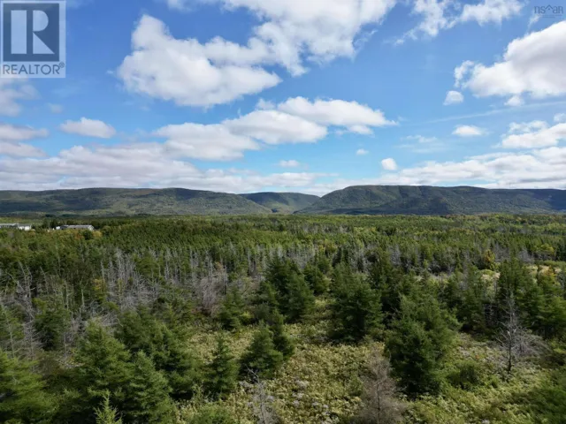 Cabot Trail Road, Chéticamp, Nova Scotia B0E1H0
