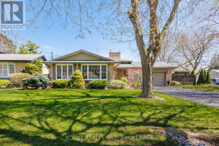 24 MISSISSAUGA ROAD, St. Catharines (Lakeshore), Ontario L2N3K4