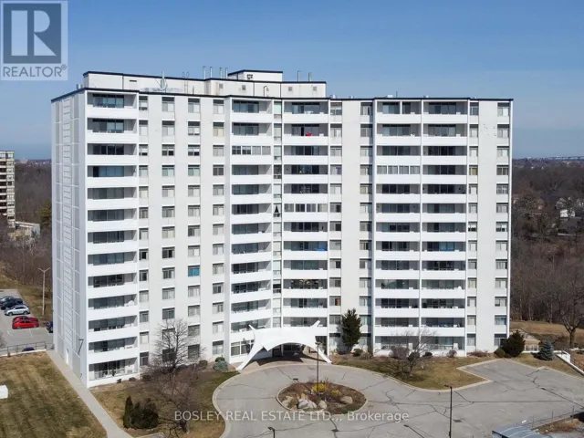 8 - 15 TOWERING HEIGHTS BOULEVARD, St. Catharines (Glendale/Glenridge), Ontario L2T3G7