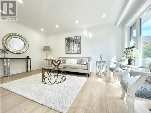 323 ELMWOOD AVENUE, Richmond Hill (Harding), Ontario L4C1L7