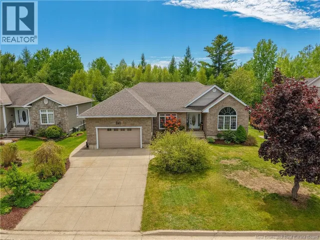 241 Summerhill Row, Fredericton, New Brunswick E3G0C5