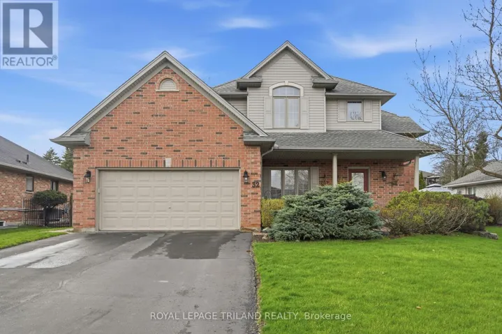 32 WINGREEN LANE, Middlesex Centre (Kilworth), Ontario N0L1R0
