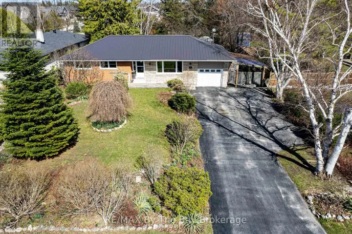 31 SAUNDERS STREET, Collingwood, Ontario L9Y0G3