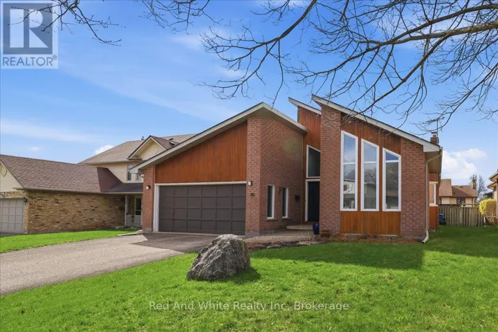 110 MILTON AVENUE W, Cambridge, Ontario N3C3W5