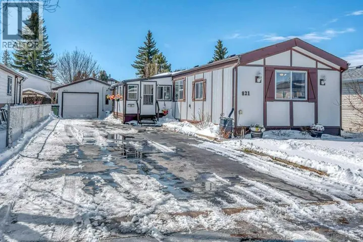821 Briarwood Road, Strathmore, Alberta T1P1E2