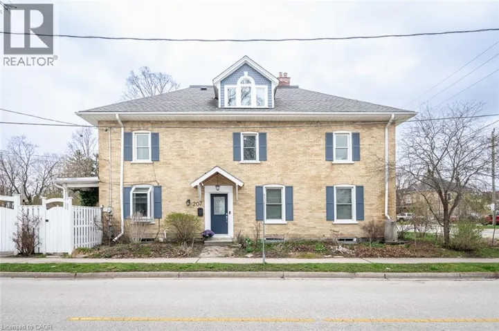 207 WATERLOO Street N, Cambridge, Ontario N3H1N1