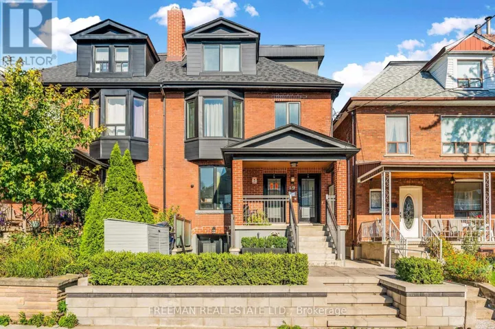 49 BEATRICE STREET, Toronto (Trinity-Bellwoods), Ontario M6J2T2