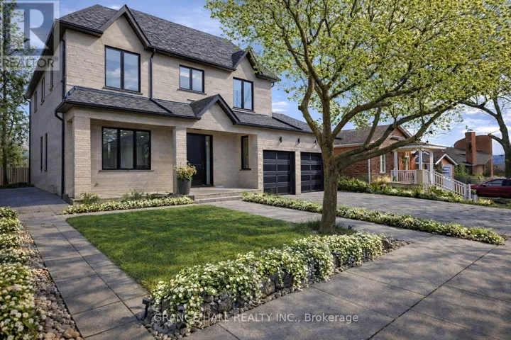 16 BARKER AVENUE, Toronto (Thistletown-Beaumonde Heights), Ontario M4C2N3