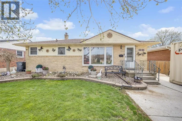 1131 MATTHEW BRADY, Windsor, Ontario N8S3K2