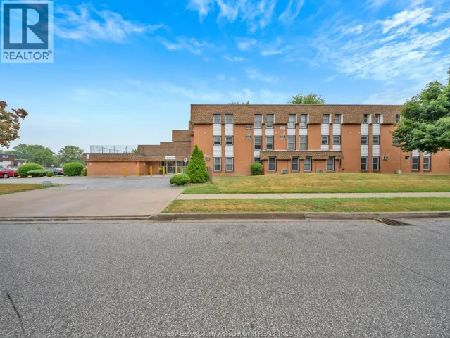 6211 THORNBERRY CRESCENT Unit# 250, Windsor, Ontario N8T3A5