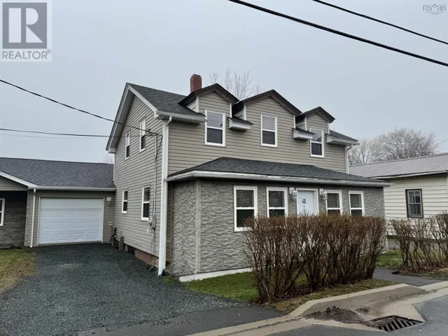 41 Irving Street, Dartmouth, Nova Scotia B2W1K1