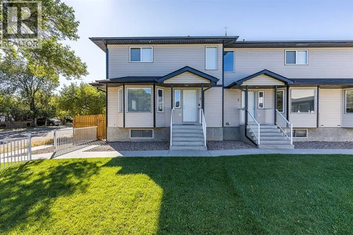 1, 115 3 Street NE, Redcliff, Alberta T0J2P0