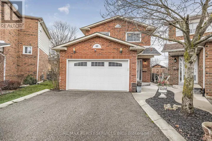40 CRENSHAW COURT, Brampton (Heart Lake West), Ontario L6Z1W9