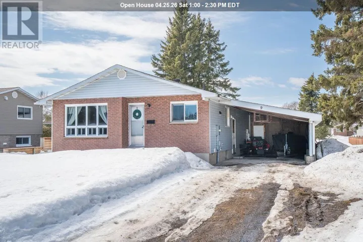 9 East Dunrobin Bay, Sault Ste. Marie, Ontario P6C5T4