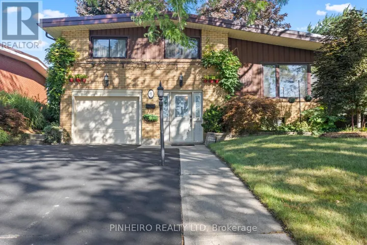 6 OREGON ROAD, London South (South T), Ontario N5Z4B9