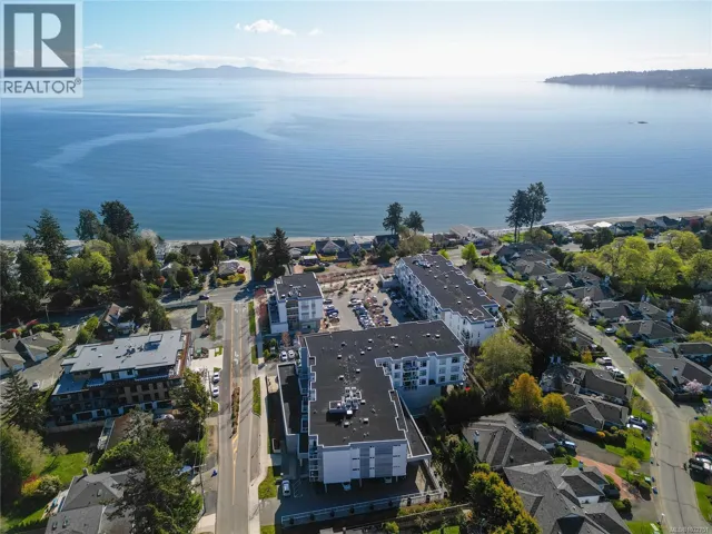 214 5120 Cordova Bay Rd, Saanich, British Columbia V8Y2K5