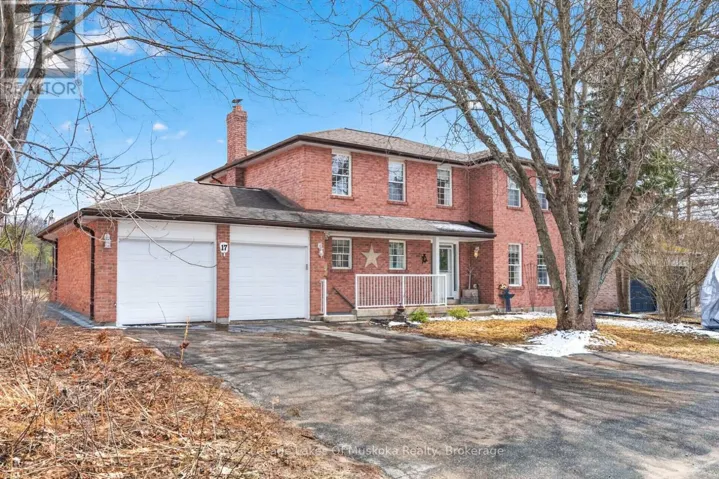 17 SILVERWOOD DRIVE, Huntsville (Chaffey), Ontario P1H1N1