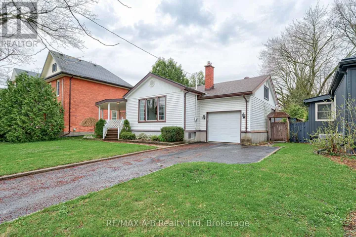 152 BIRMINGHAM STREET, Stratford, Ontario N5A2T2