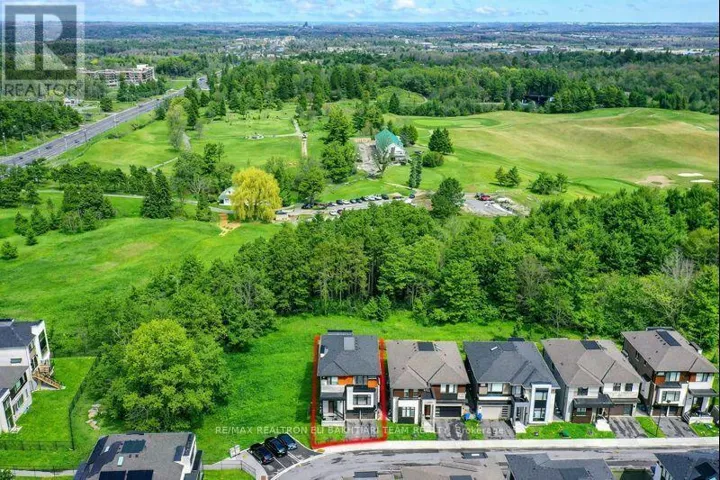 50 ROYAL HILL COURT, Aurora (Aurora Estates), Ontario L4G3Z7