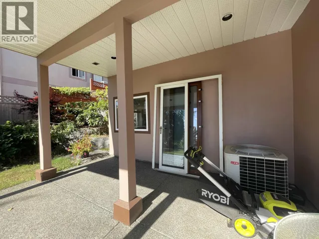 3000 PLATEAU BOULEVARD, Coquitlam, British Columbia V3E2Y8