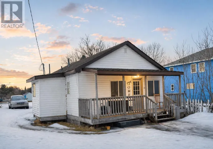 131 Burns ST, Atikokan, Ontario P0T1C0