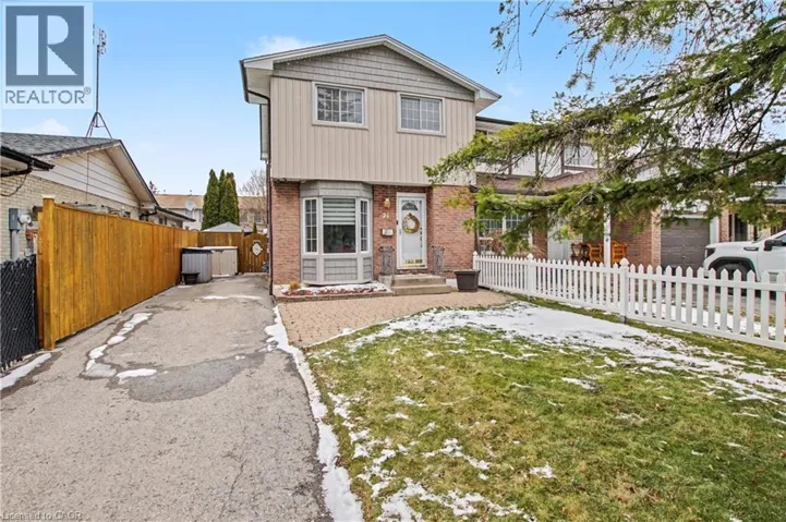 21 GREYSTONE Crescent, St. Catharines, Ontario L2N6P1