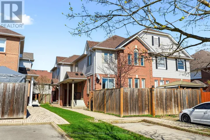 95 THORNLODGE DRIVE, Hamilton (Waterdown), Ontario L8B0L9