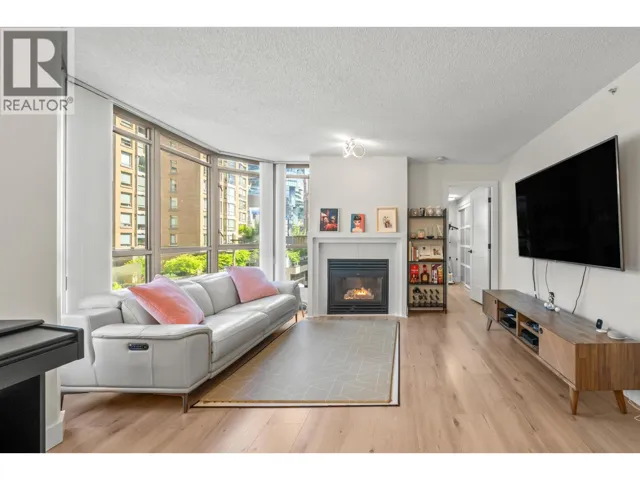 706 867 HAMILTON STREET, Vancouver, British Columbia V6B2R7