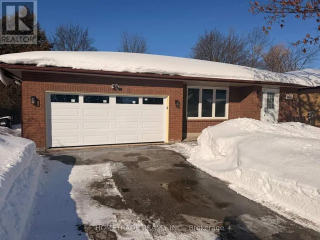 MAIN FLOOR, UNIT1 - 206 LITTLE AVENUE, Barrie (Allandale Heights), Ontario L4N6L1