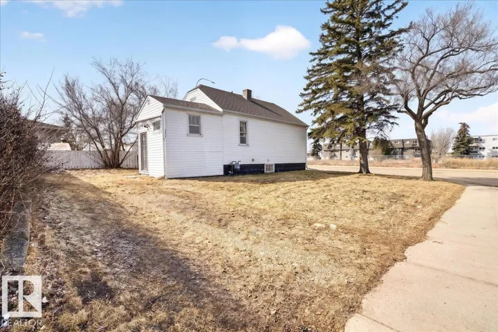 4529 46A AV, Leduc, Alberta T9E5V7