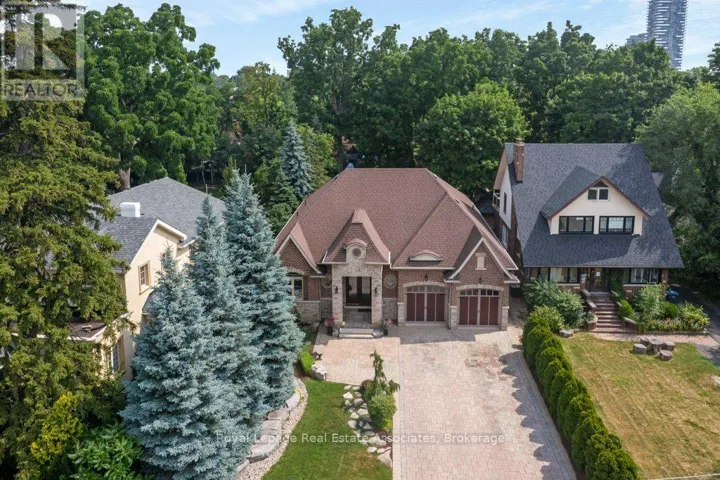 46 SCOTT STREET, Brampton (Downtown Brampton), Ontario L6V1S2