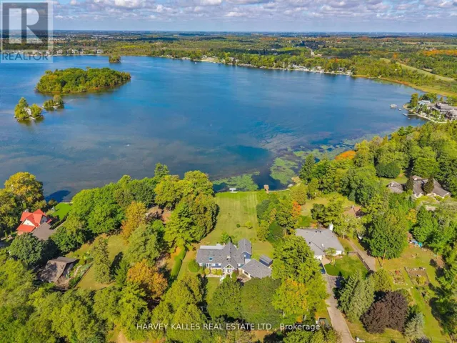 8 OAK DRIVE, Puslinch (Puslinch Lake Settlement Areas), Ontario N0B2J0