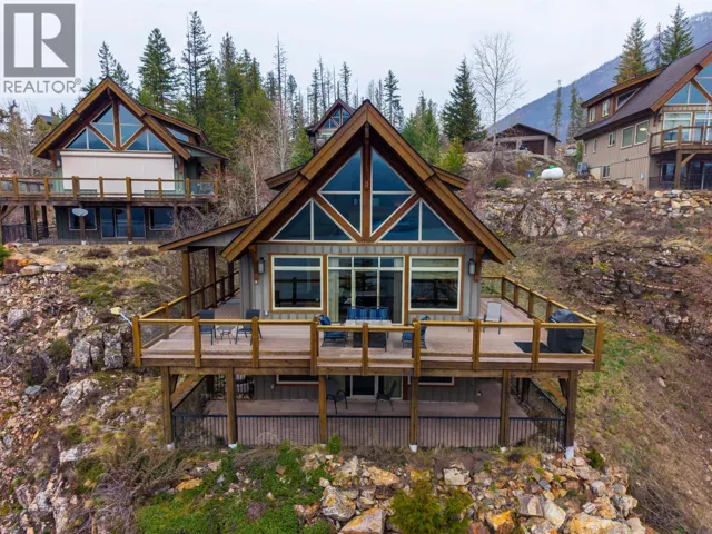 9191 Valhalla View Drive Unit# 3, Nelson, British Columbia V0G2B0