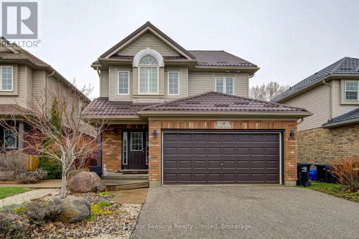9 BROOKE AVENUE, Collingwood, Ontario L9Y5K6