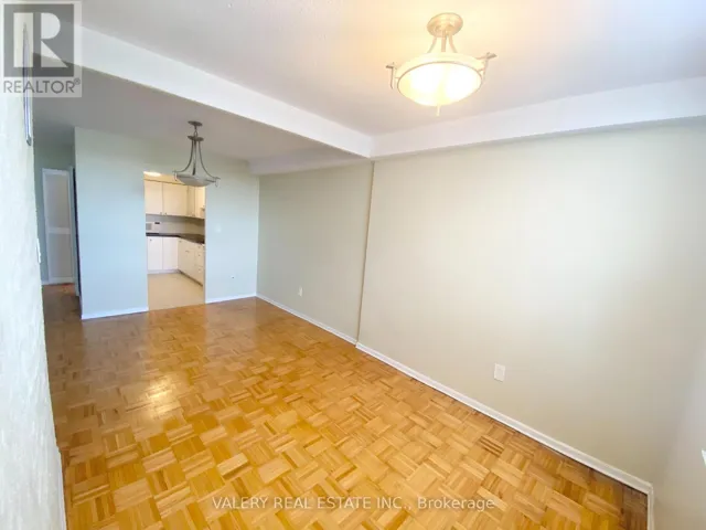 711 - 10 EDGECLIFF GOLFWAY, Toronto (Flemingdon Park), Ontario M3C3A3