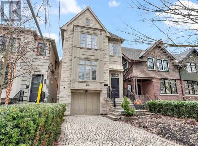 39 GORMLEY AVENUE, Toronto (Yonge-St. Clair), Ontario M4V1Y9