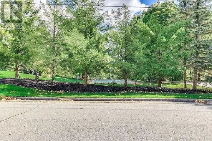 53 PARKWOOD DRIVE, Tillsonburg, Ontario N4G2B7