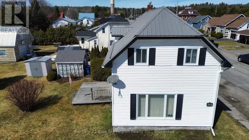 19 GINGRAS AVENUE, West Nipissing (Verner), Ontario P0H2M0