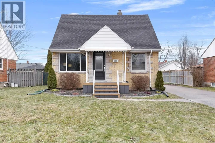 846 LAPORTE, Windsor, Ontario N8S3R4