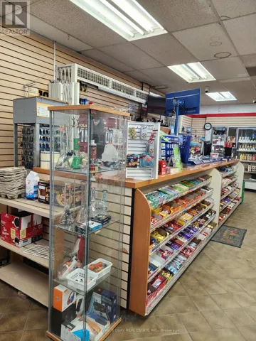 11 - 80 GLEN SHIELDS AVENUE, Vaughan (Glen Shields), Ontario L4K1T7