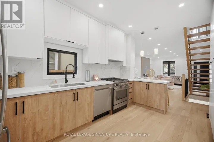 241 MARIA STREET, Toronto (Junction Area), Ontario M6P1W6