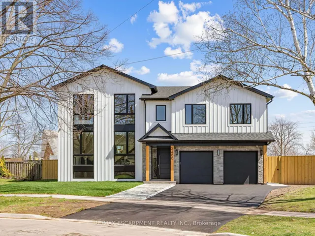 2488 BRIDGE ROAD, Oakville (WO West), Ontario L6L2H2