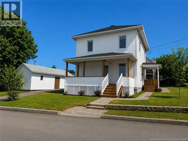 90 35e Avenue, Edmundston, New Brunswick E3V2V3