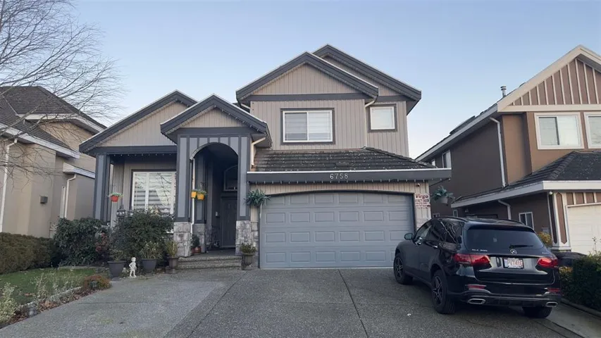 6758 148TH STREET, Surrey, British Columbia V3S3C7