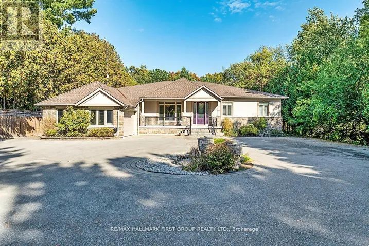 15 SHEPHERD ROAD, Whitby, Ontario L1M1G8